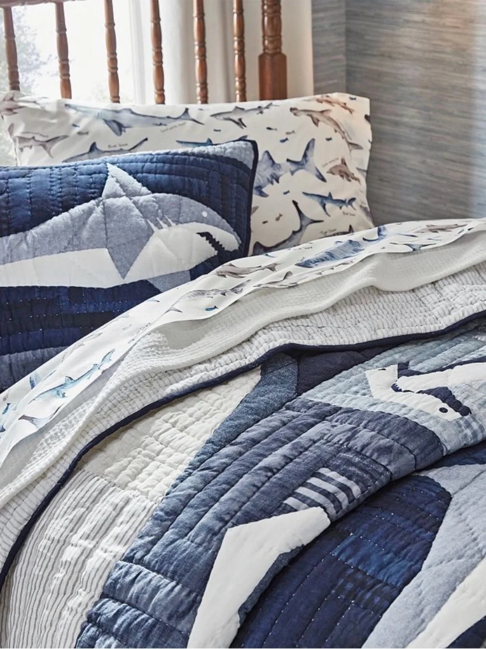 Pottery Barn sharks Full Quilt, Sham, organic Sheet set